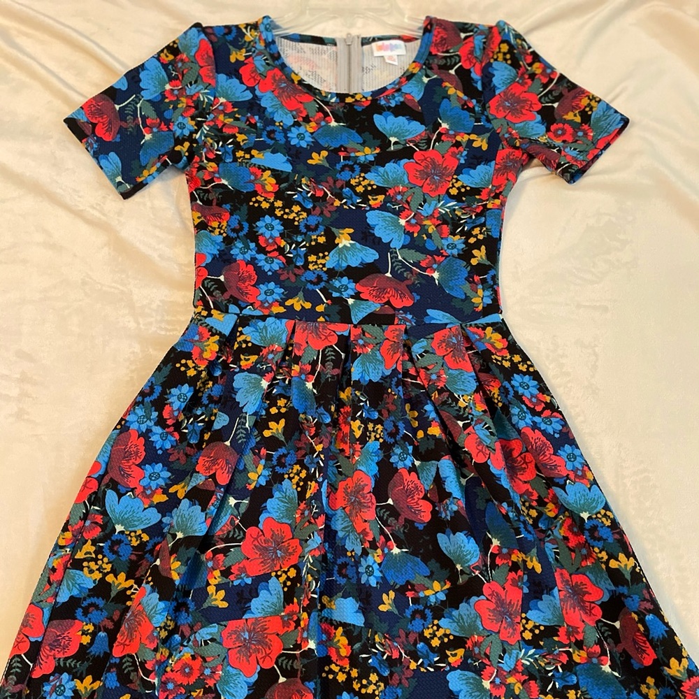 LuLaRoe Amelia Dress